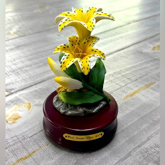 Vintage Musical Horse Carousel Bisque Porcelain Figurine Wood Base - Picture 1 of 5